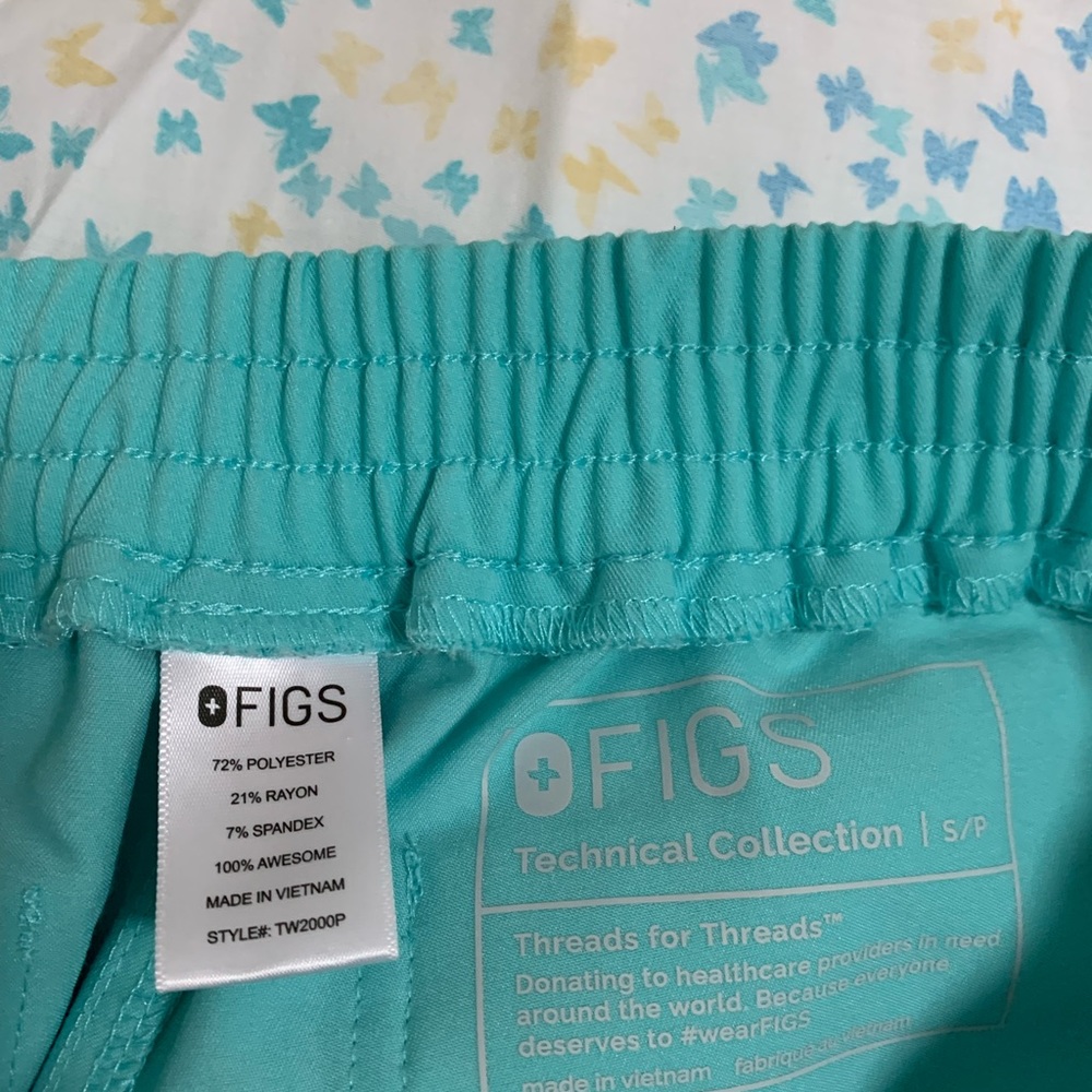 Figs Yola skinny petite scrub pants